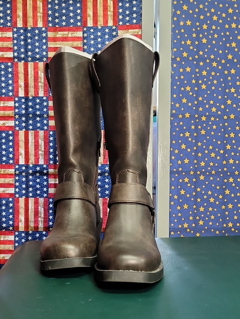 **Time and Tru Black Rubber Boot Sole - Heavy Tread**